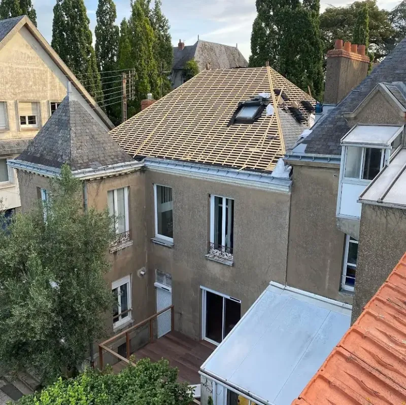 Rénovation complète d'un manoir en ardoise naturelle sur Nantes